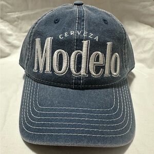 Modelo Cerveza Hat